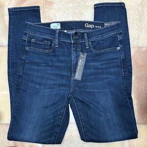 GAP Women's Dark Blue Skinny Jeans